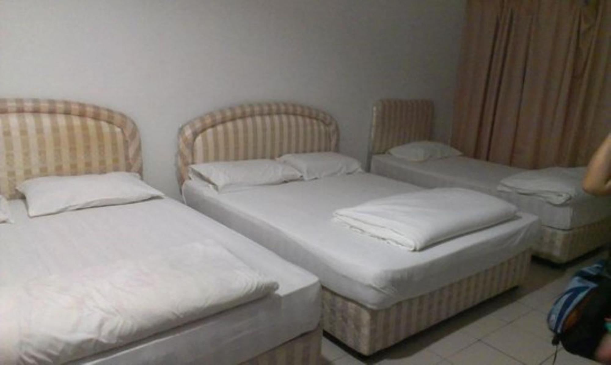 Melawati Ria Hotel Kuala Selangor Exterior foto